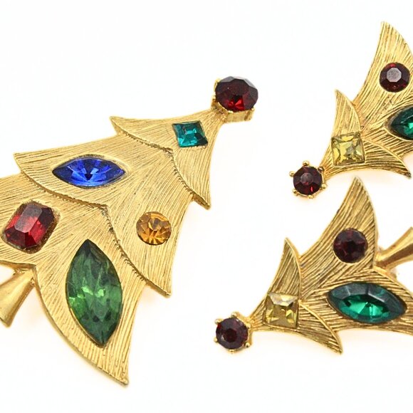 Exquisite Weiss Signed Multicolor Textured Gold Plate Christmas Tree Set - Picture 3 of 11